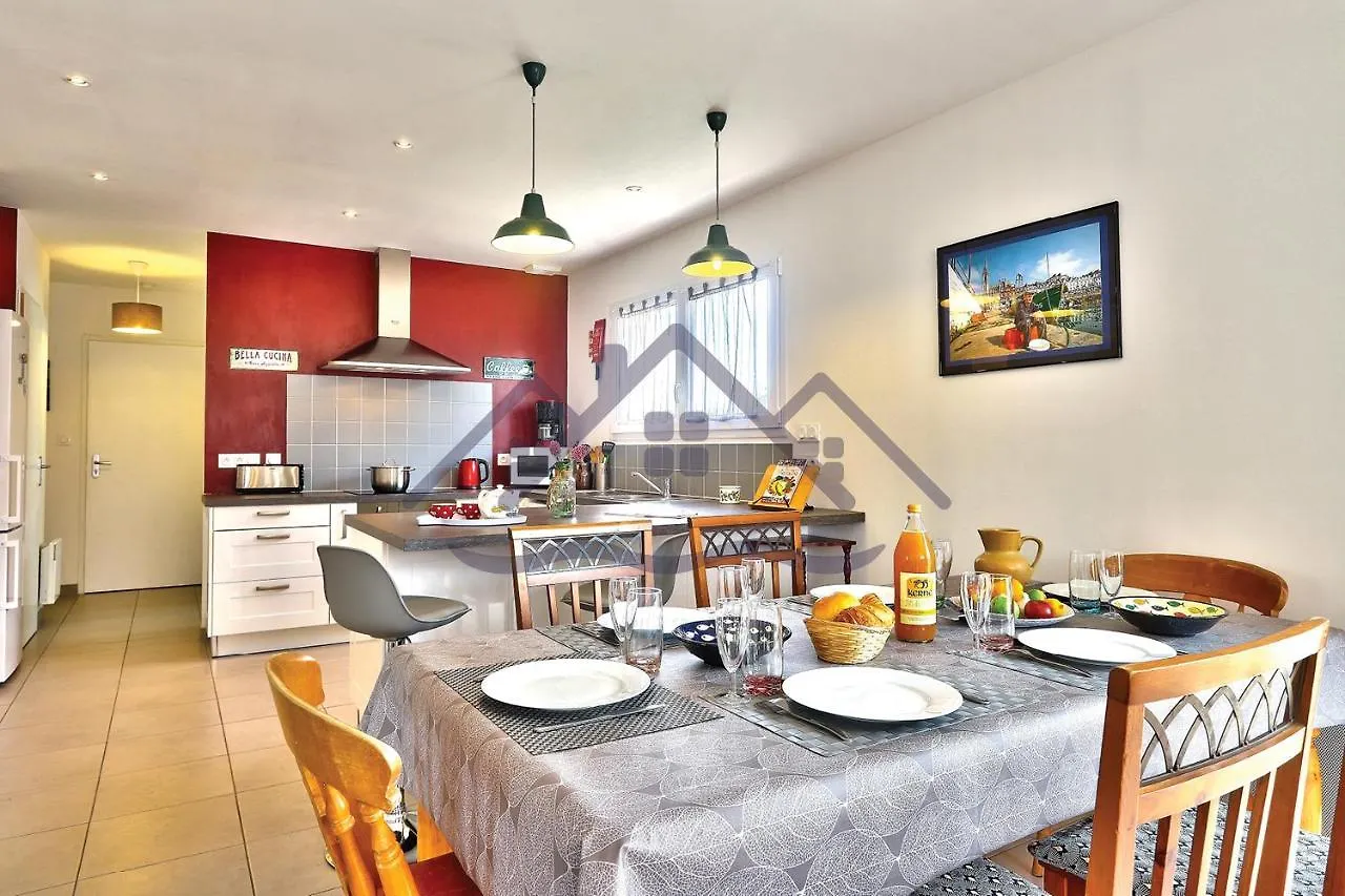 Localise - M8B - Ty Katell-Roz - Maison De Plain-Pied Avec Un Terrain Entierement Clos A Quelques Pas De La Plage Et Du Centre - Wifi Inclus - Draps Inclus - Animaux Bienvenus Tréffiagat Dom wakacyjny